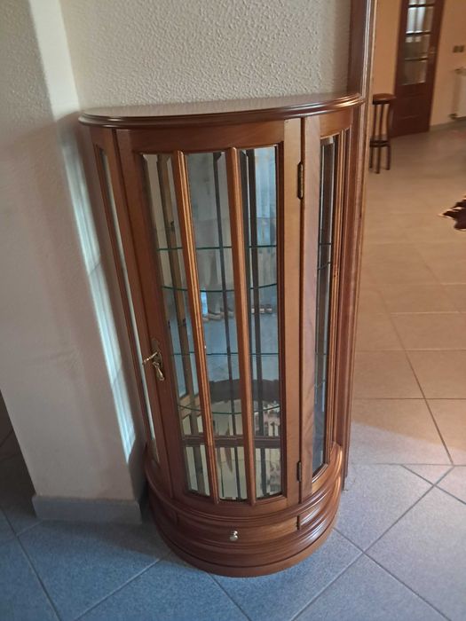 Móvel auxiliar vitral