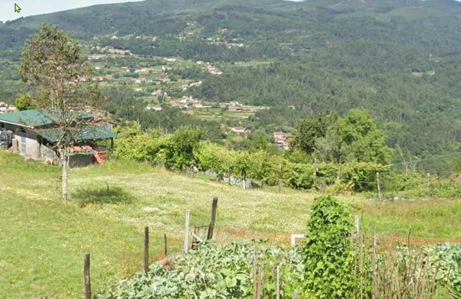 Venda de Terreno com 2.200m2