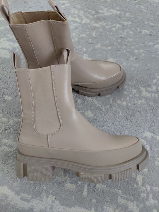 Продам ботінки челсі