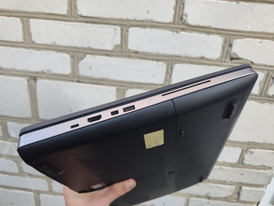 8гб відеокарта, Ігровий ноутбук DELL (Xeon/16/128+500/P4000 8gb)