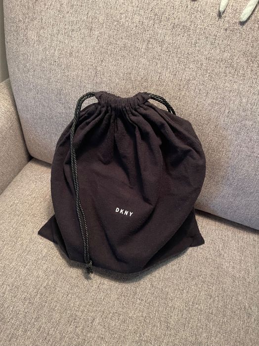 Жіноча сумочка DKNY crossbody