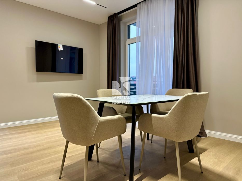 Продаж стильної 3-кімнатної квартири в ЖК «Варшавський», центр Уж