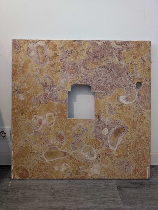 Tampo de pedra natural 71x71 cm – usado, ideal para lavatório