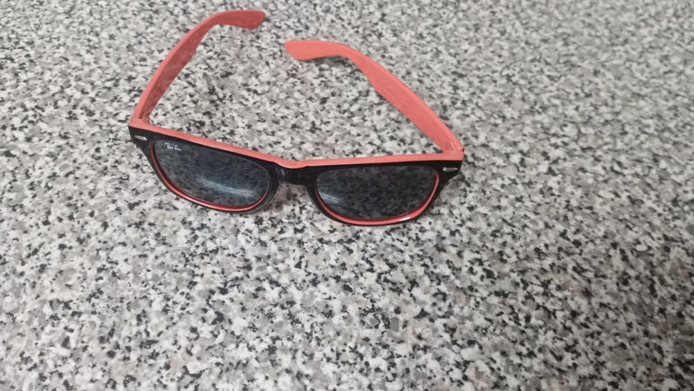 Óculos ray ban novos