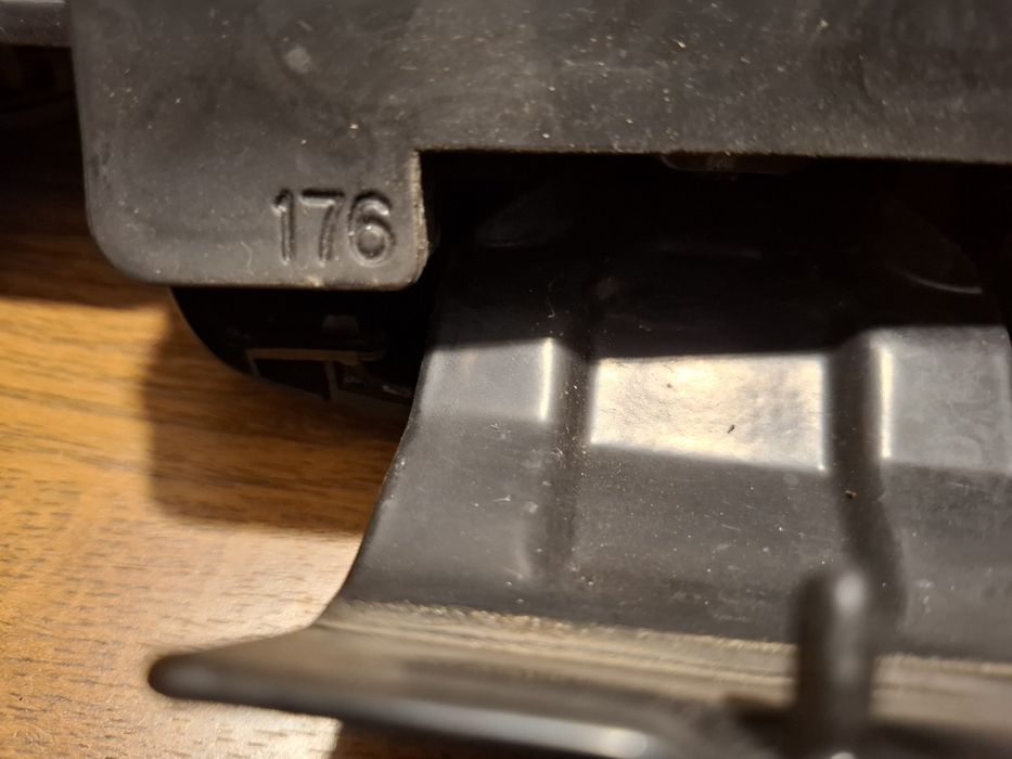 Kity stopy thule evo clamp 7105 thule 754 mazda 3 bagażnik dachowy