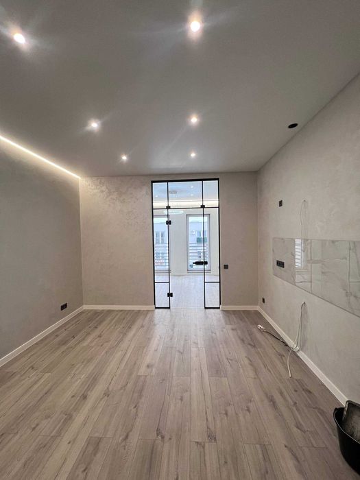 Продам однакімнатну квартиру в ЖК "Золоті стовпи" на Слобідці