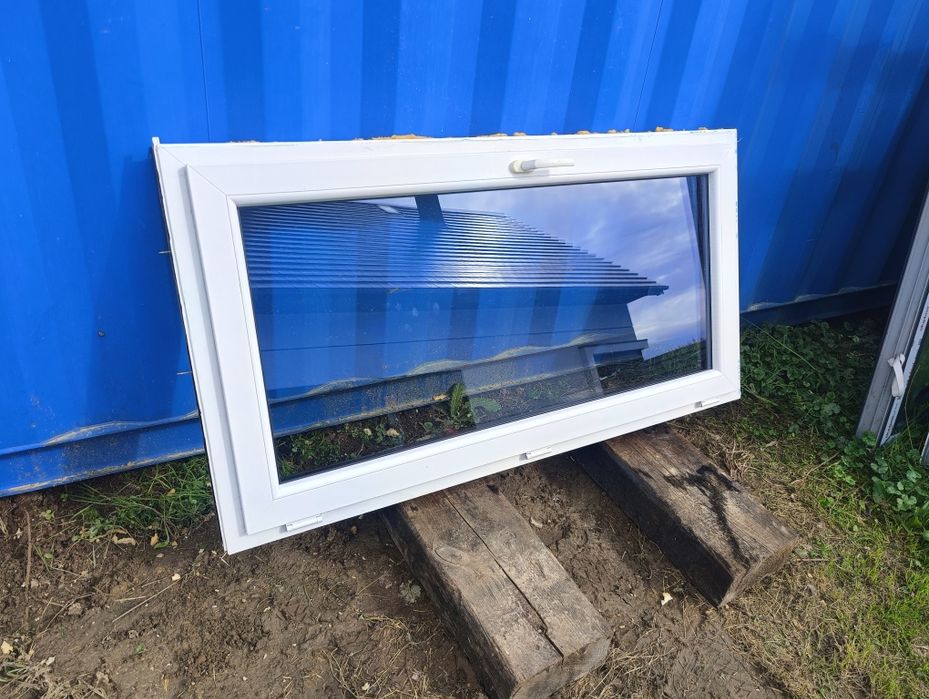 Okno 152x80 2szt poziome mahoń uchylne plastikowe