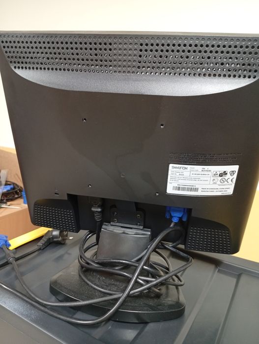 Monitor Antigo VGA 15 polegadas445836692544573443