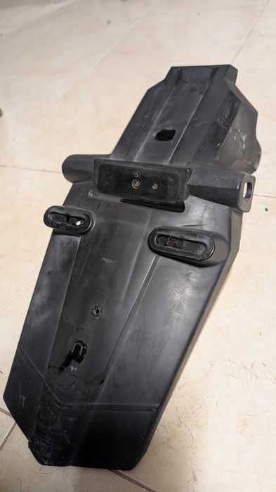 Suporte de matricula protecao escapes xt660