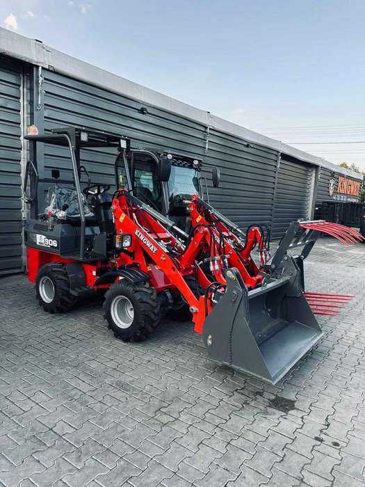 Miniładowarka KINGWAY 906 silnik PERKINS udźwig 600 kg