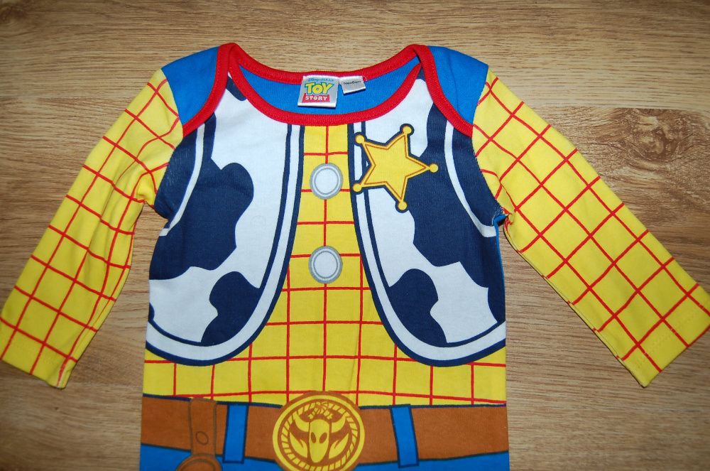 body new born Disney