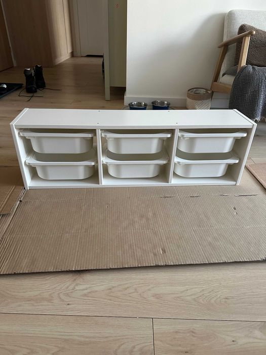 Szafka ścienna ikea TROFAST z pojemnikami