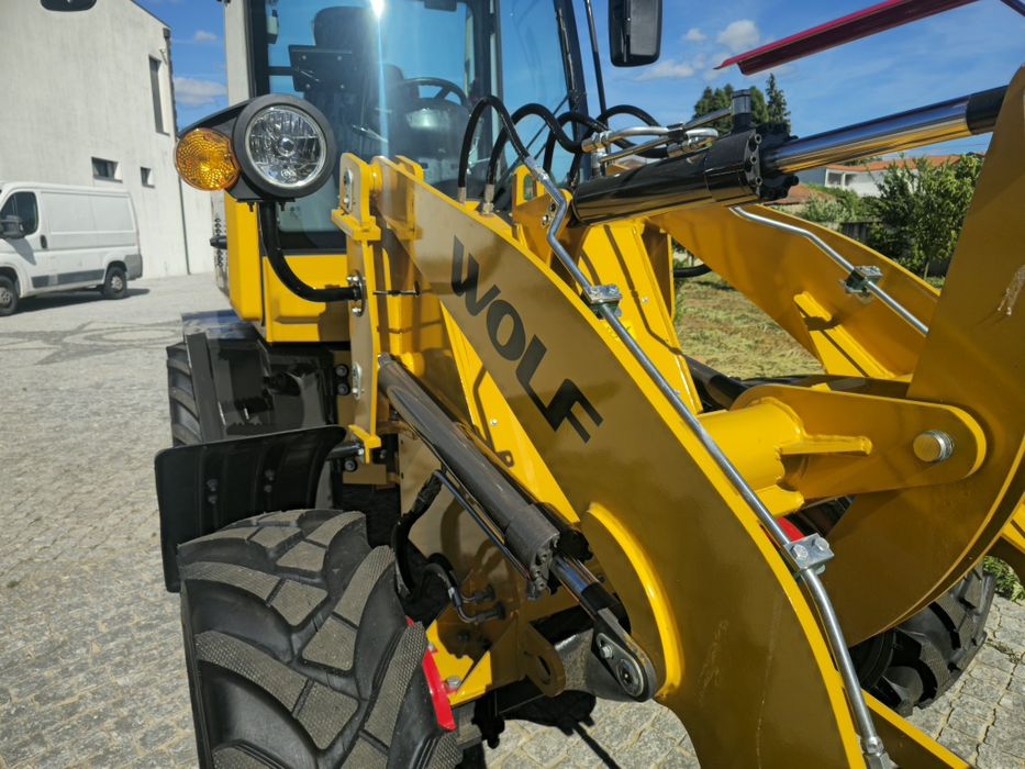 Pa Carregadora Wolf WL160