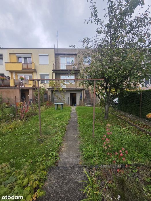 6 pok/garaż/taras/balkon/dwa wjazdy/ogród/meble w cenie