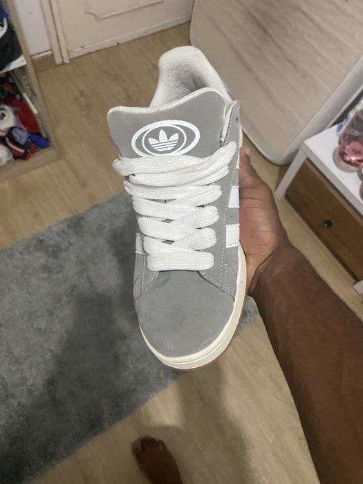 Adidas campos cinza