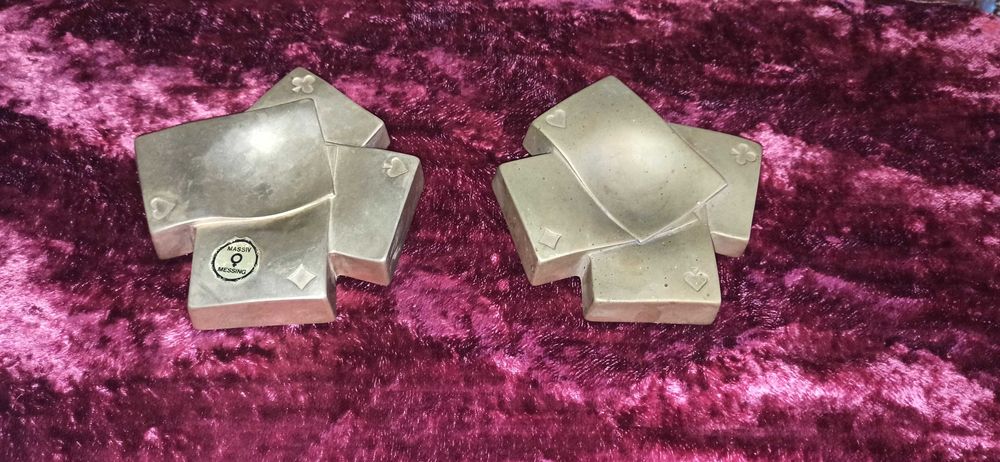 popielniczka mosiądz karty