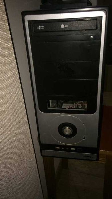 Компьютер со всеми комплектующими и монитором