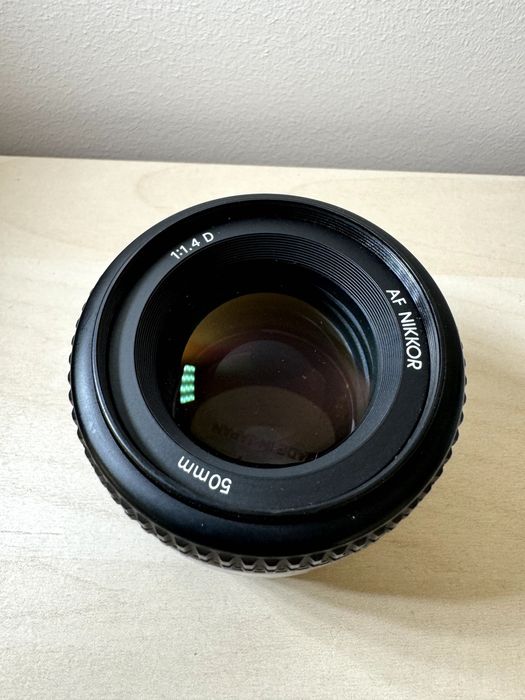 Nikon 50mm f/1.4 AF-D - Objectiva NIKKOR + filtro ND variável