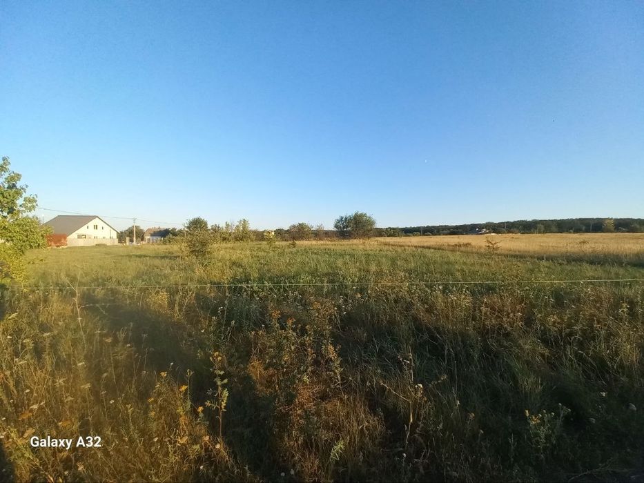 Продам ділянку 15 соток у смтХорошеве — ідеальне місце для вашого дому
