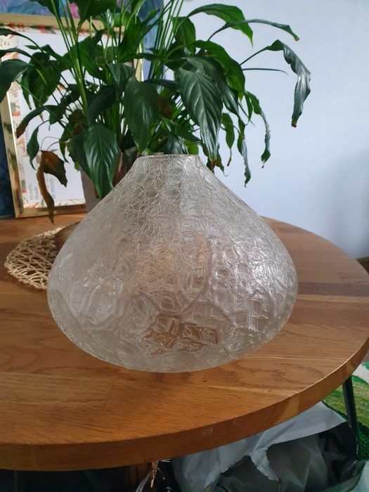 Zabytkowy klosz do lampy