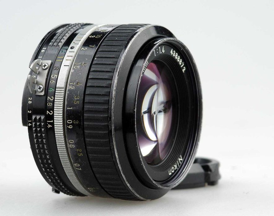 MF Nikkor 50/1,4 Ai - світлосильна мануальна п'ятидесятка з історією (Military Nikons)