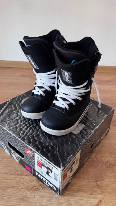 Buty snowboard NITRO 36 czarne