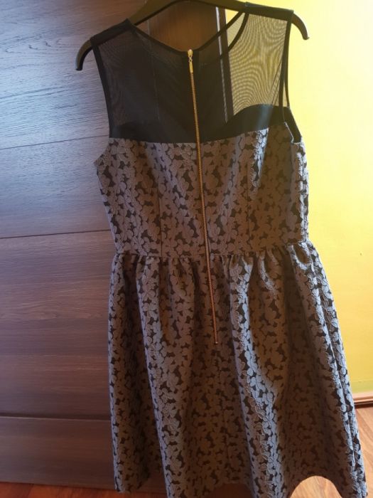 Sukienka L 40/42 pretty girl
