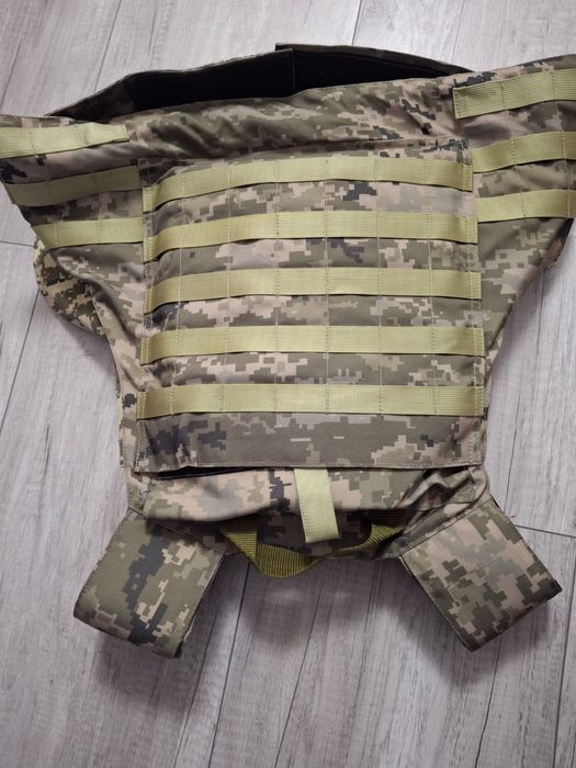 Продам нічну камеру нову