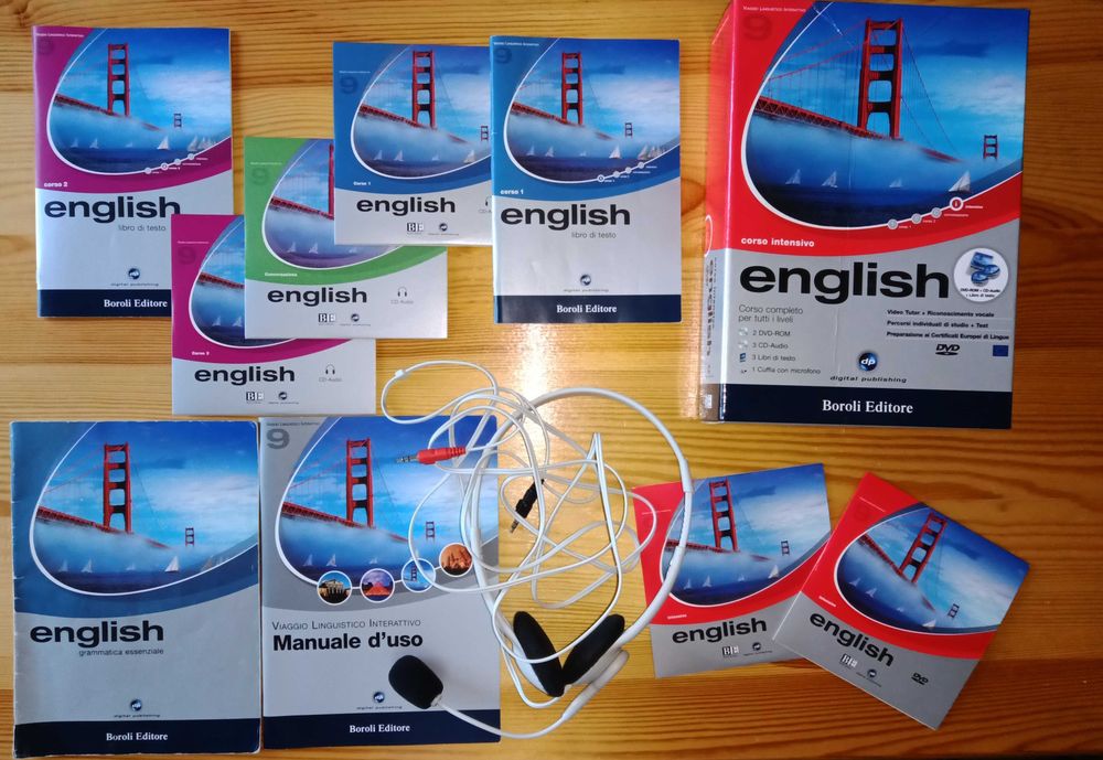 Program do języka angielskiego "Corso intensivo english" Boroli Editore - per tutti i livelli. 2 DVD-ROM + 3 CD-AUDIO + Libri + Cuffia con microfono