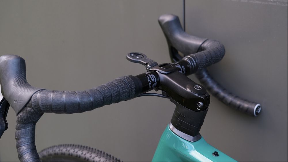 Гравійний велосипед BMC URS 01 Two Force AXS карбон колеса