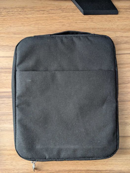 Tablet E Ink Onyx Boox Note Air2 Plus z akcesoriami