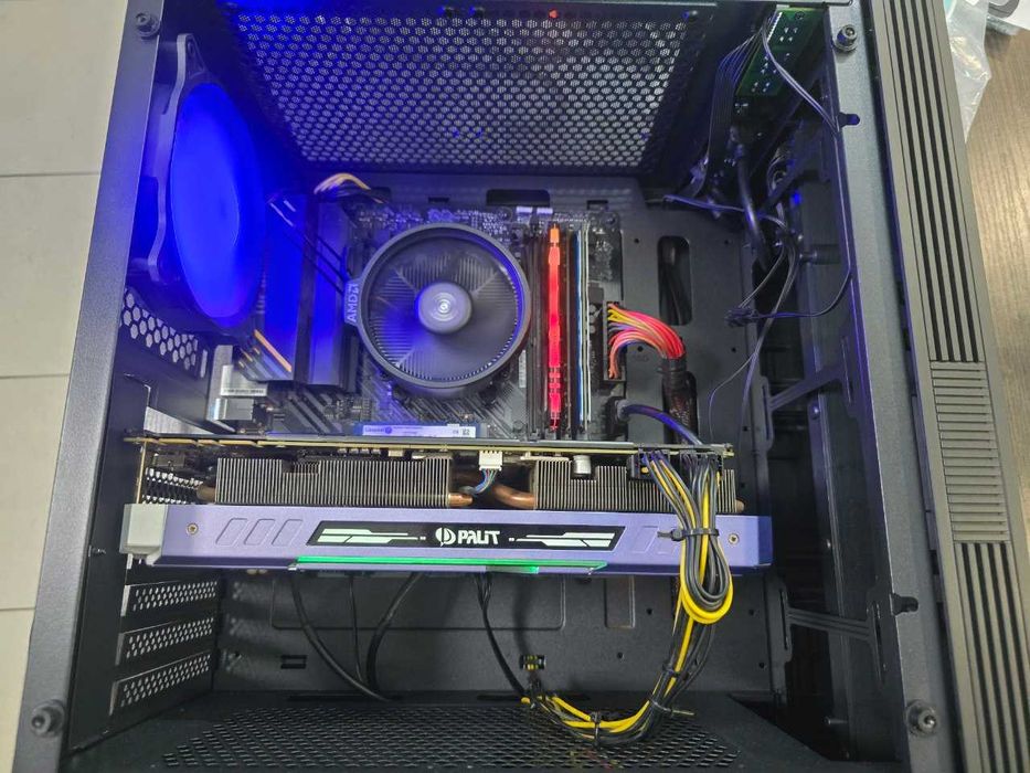 Мощный игровой ПК. Ryzen 7 3700x GTX1080 8gb 16gb 1tb SSD m2