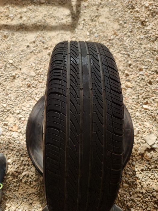 Pneus Diversos em Bom Estado