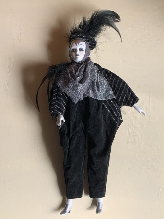 Венецианский фарфоровый арлекин.