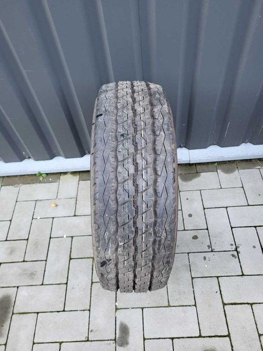 Шина зимова 215 70 R15C