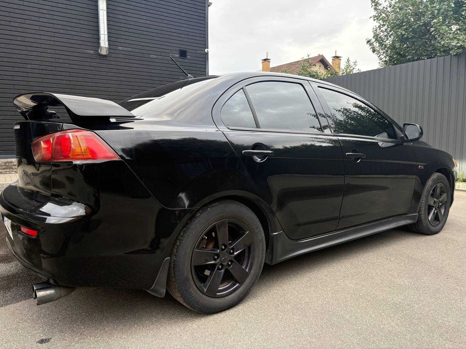 Lancer X 2.0 АКПП+ГБО чорний