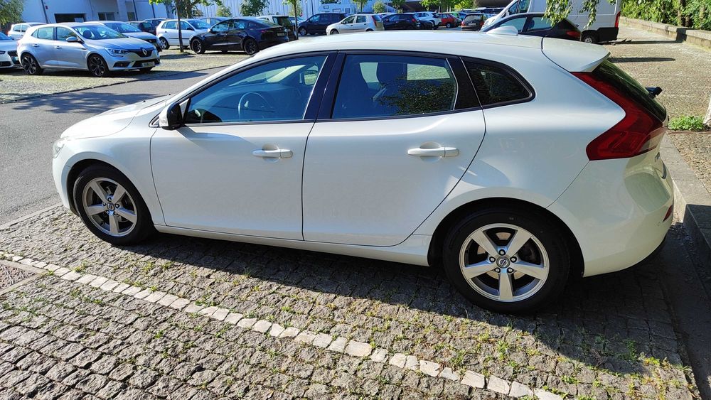 Volvo V40 D2 1.6D 115cv