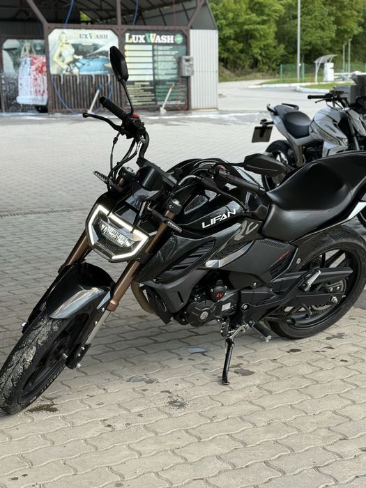 Lifan kps 200 чорний