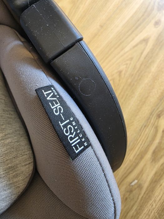 Ovo Chicco First-Seat + Base Isofix 360