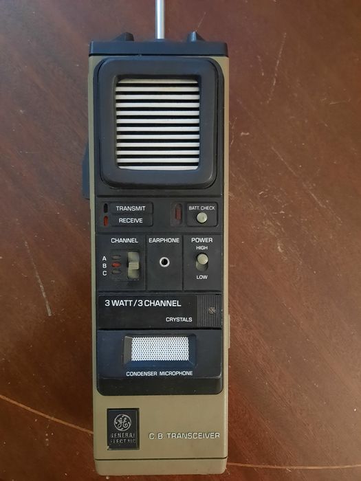 C. B. Transceiver 3 channel Gondemaria E Olival • OLX Portugal