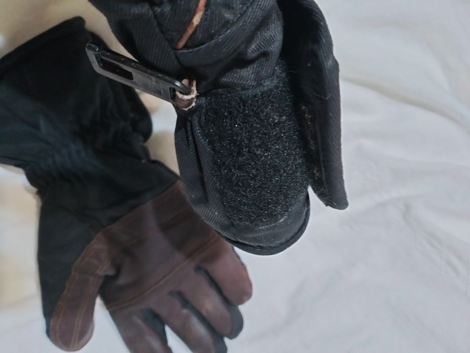 Женские перчатки Ami chaud gore-tex