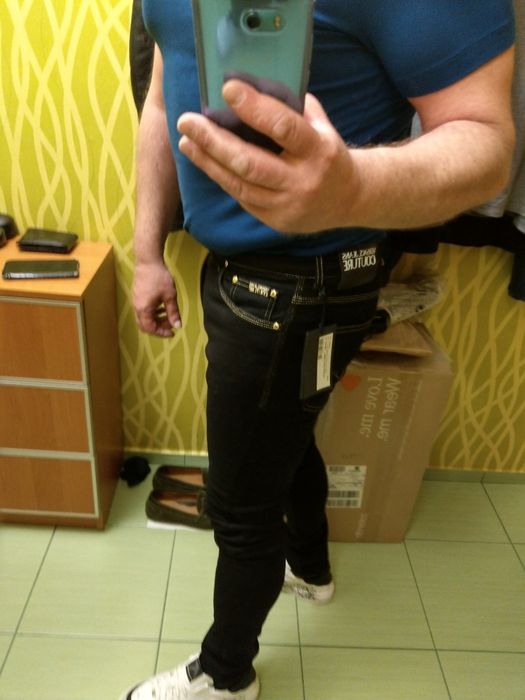 Wyprzedaż spodnie męskie Versace Jeans Couture. Made in ITALY