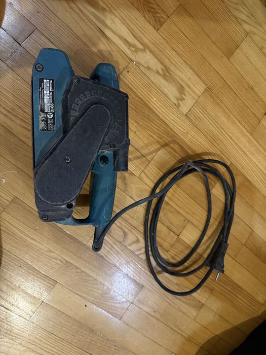 Шліфувальна машина по дереву Makita
