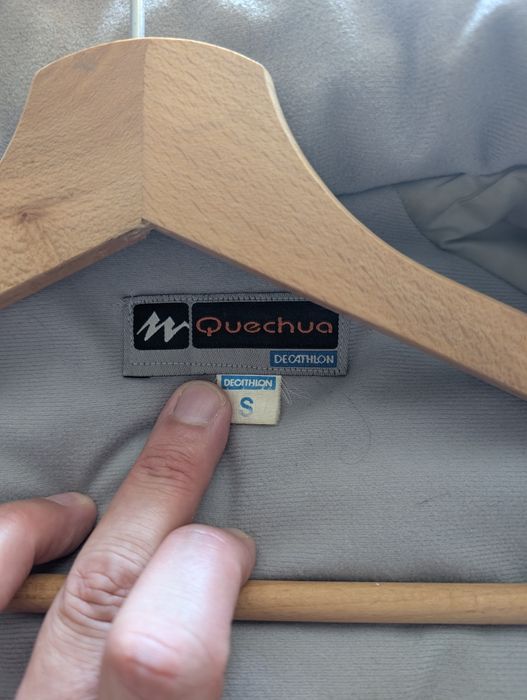 Casaco de Neve/Chuva Decathlon tamanho S cor verde claro 20€ BomEstado