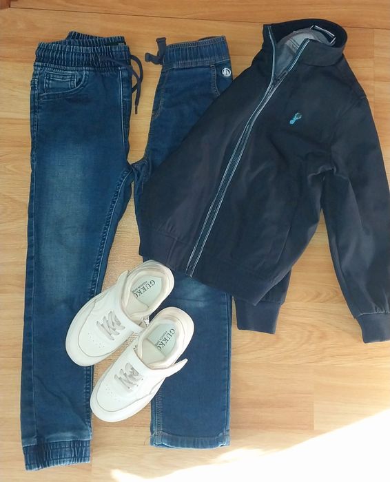 Кросівки куртка джинси