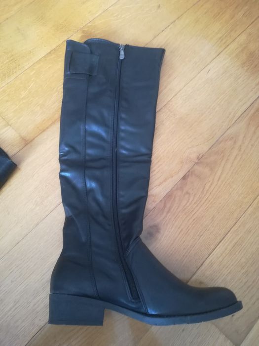 Wysokie czarne kozaki, r. 39