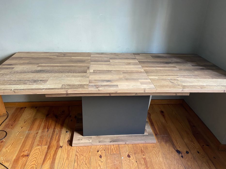 Mesa de jantar extensível