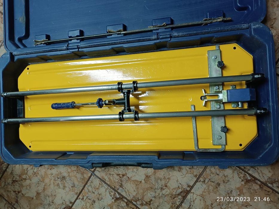 Máquina de cortar tijoleira