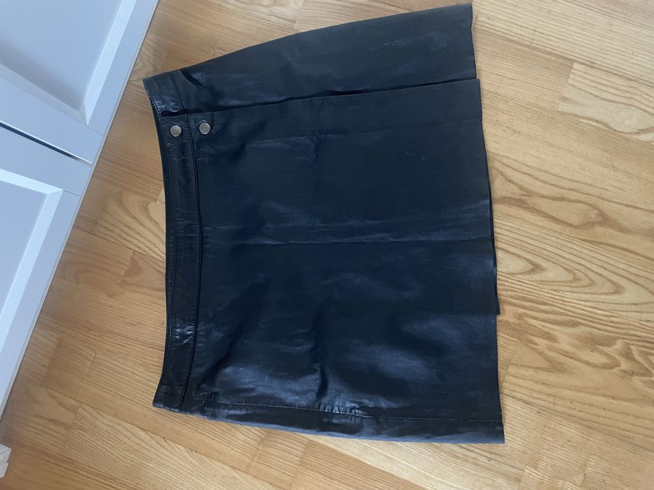 Prawdziwa skóra , mini spódniczka Mads Norgaard copenhagen