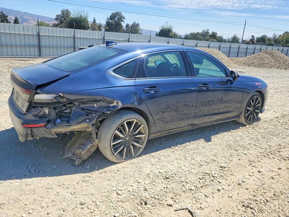 Honda Accord Touring Hybrid 2022 року з США